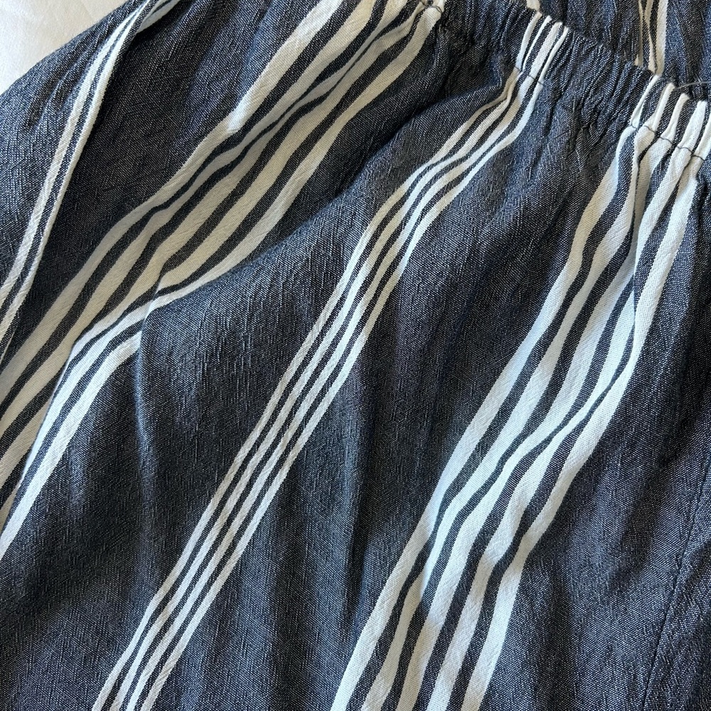 NWT Abercrombie & Fitch coverup romper. Sz large. Charcoal grey/white. Open back - Picture 6 of 16